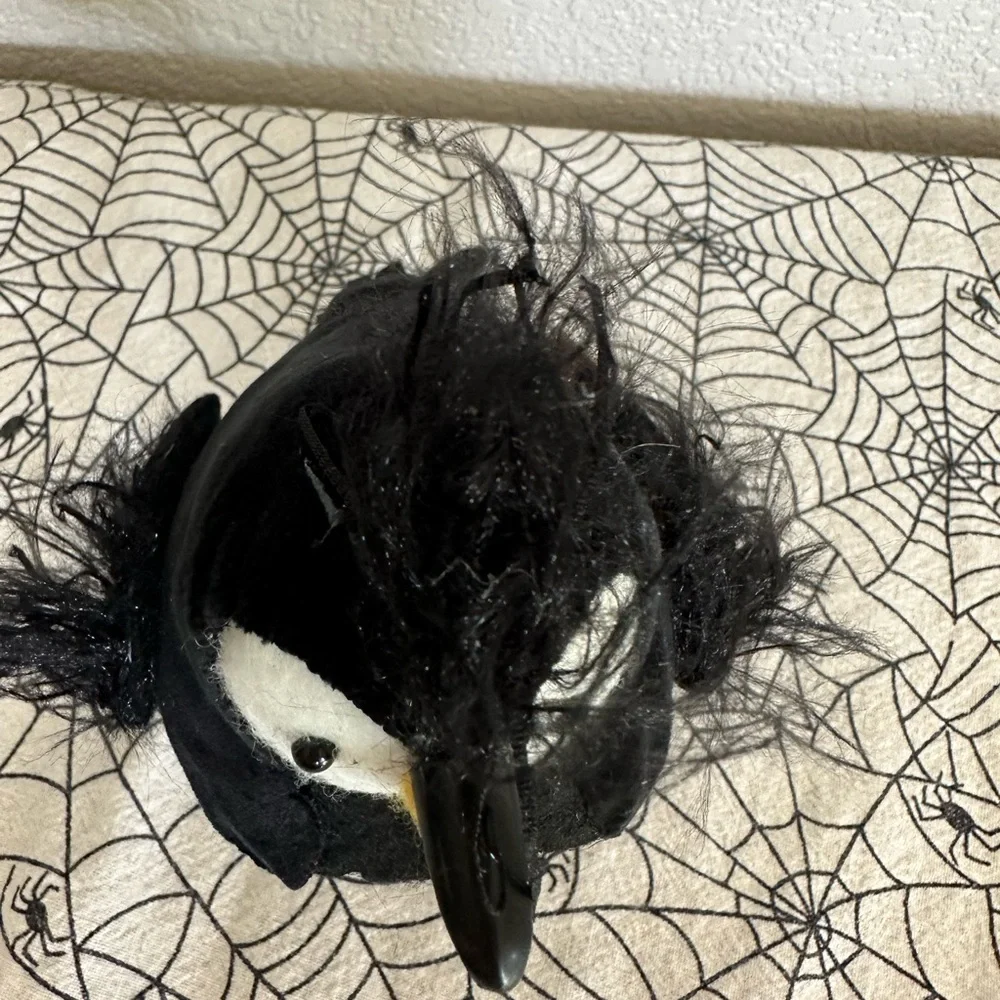 Target Halloween Midnight Raven Shadow the Bird Hyde and‎ Eek Featherly Friends